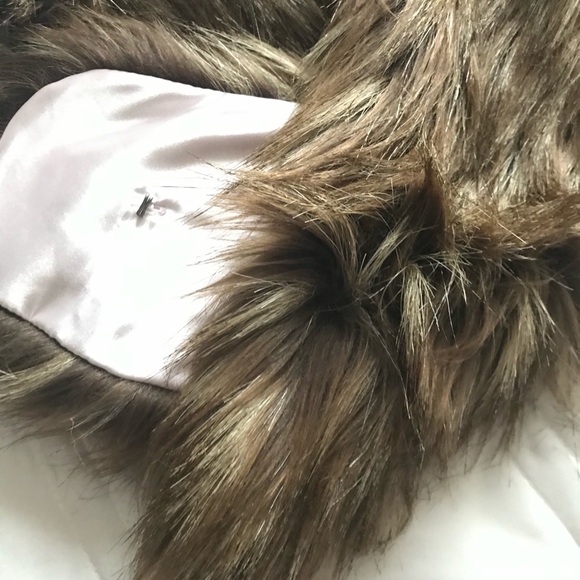 Faux fur collar - Picture 4 of 9